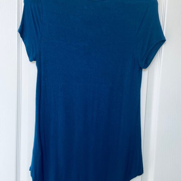 Apt. 9 Women's Blue Graphic T-Shirt Top Short Sleeve Beauty In Everything‎ - Picture 3 of 4